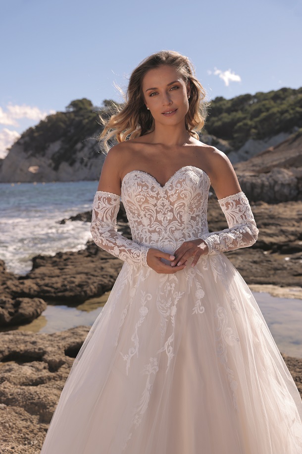 Strapless trouwjurk met losse mouwen